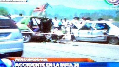 Dos muertos y seis heridos en otro impresionante choque en la ruta 38