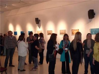 Fue inaugurada la exposici�n de fotos de Miguel �ngel Pag�s