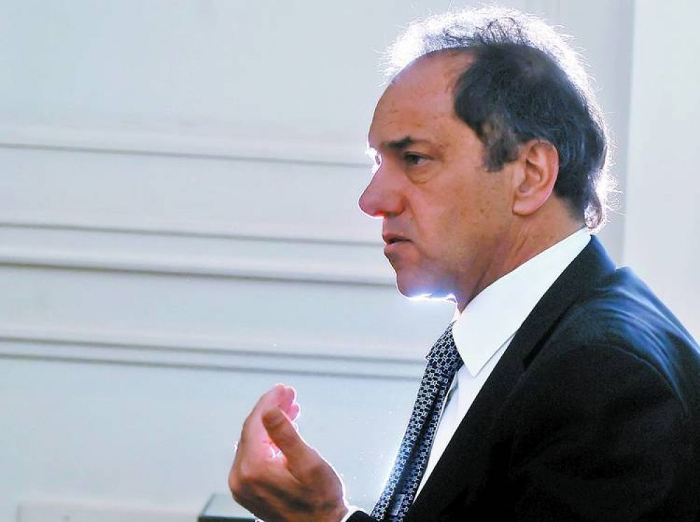 Escud�ndose en el �desendeudamiento�, Scioli dio a conocer s�lo algunos gastos del Presupuesto 2014