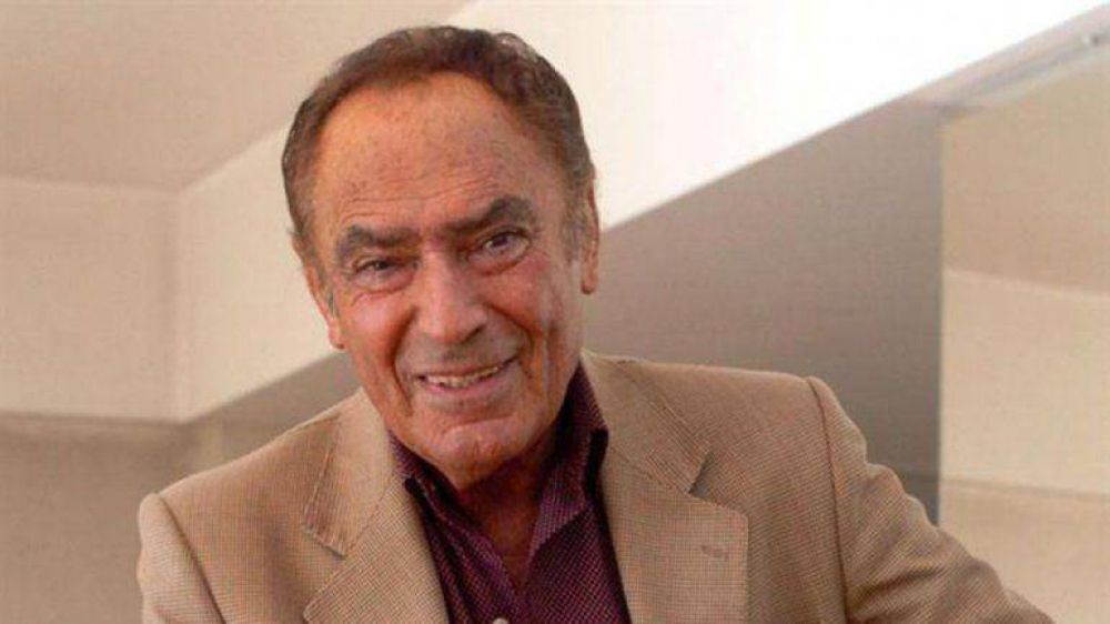 Muri� Juan Carlos Calabr�