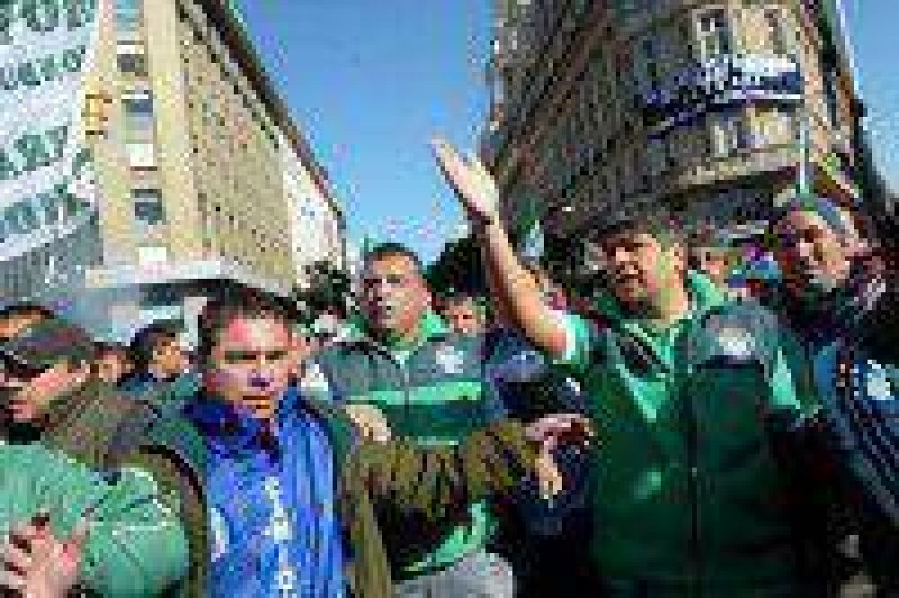 El m�ximo tribunal dej� sin efecto una sentencia que beneficiaba a Camioneros