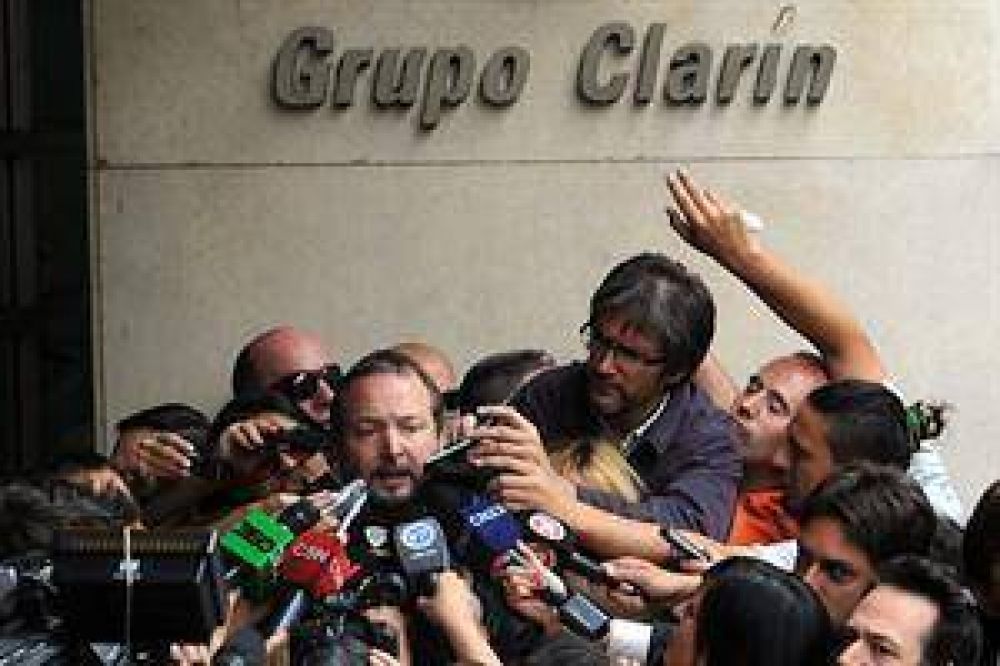 Seg�n un funcionario del AFSCA, el plan de Clar�n "a priori" est� dentro de la ley