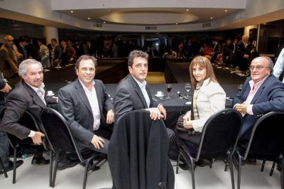 Los massita-s se reunir�n en el NH Gran Hotel Provincial; pagar�n hasta $ 1.200 la noche
