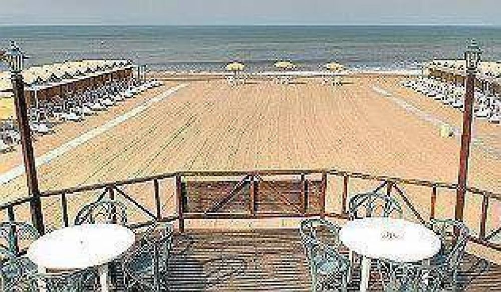 Licitaci�n de playas: a pedido de Manantiales modificaron pliego de licitaci�n