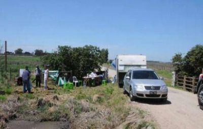 Camioneros bloque� el acceso al feed lot Valle Azucena por reclamos salariales