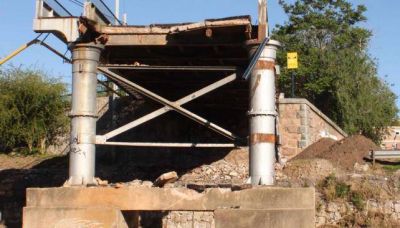 Jes�s Mar�a sin puente y Sinsacate sin gas