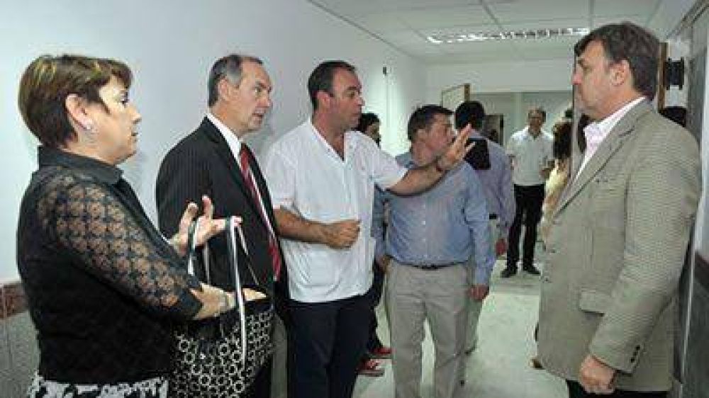 La remodelaci�n del Hospital de Trelew tiene un 80 por ciento de avance