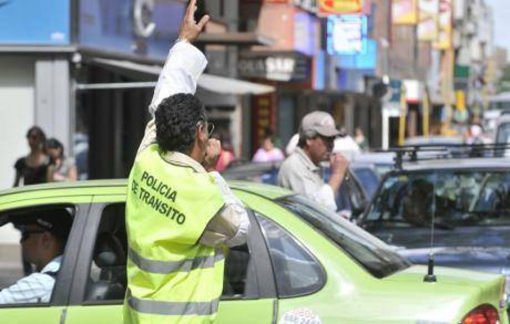 Inspectores de tr�nsito de la Muni levantan el paro y vuelven los controles