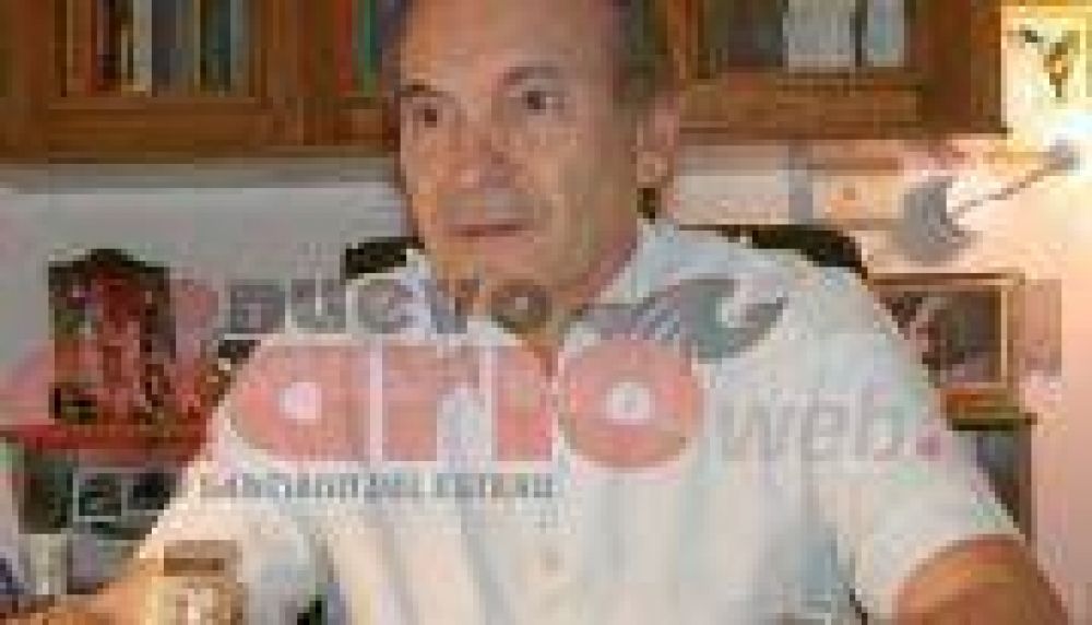 Carlos Ramos Taboada represent� a Santiago