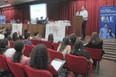 Jorge Capitanich: �El gran desaf�o es tener un sistema pol�tico fuerte�