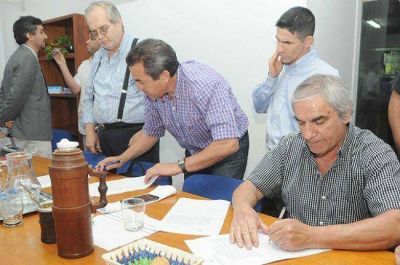 Nuevo cuarto intermedio en la audiencia de mediaci�n por el transporte