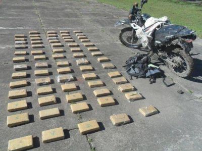 Otro decomiso de droga: ahora 58 kilos de marihuana cerca de paraje Lapachito