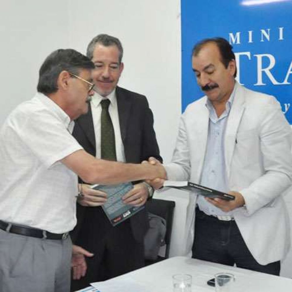 El gobierno y AMP reiniciaron la paritaria provincial