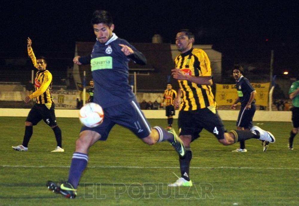 Racing quiere aprovechar el envi�n en Tandil