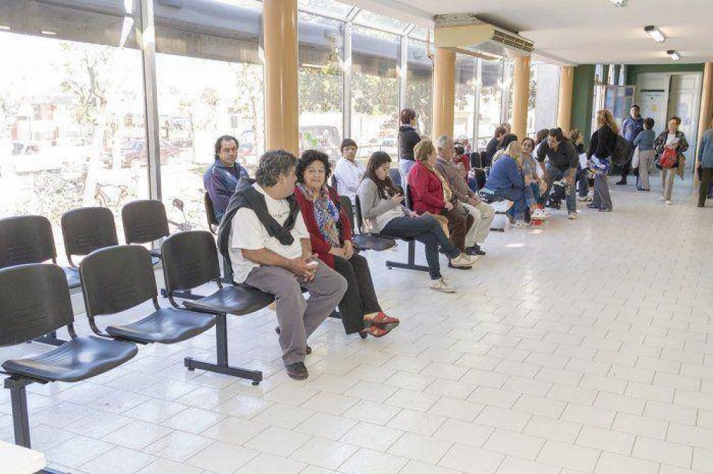 Nuevas sillas para la guardia del Hospital Pintos