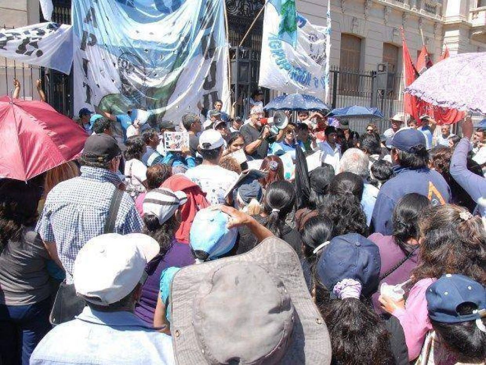 El Seom Jujuy lanz� un paro por tiempo indeterminado