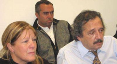 Scioli tambi�n seduce a la UCR con un lugar en el directorio del Banco Provincia