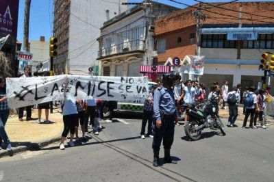 Alumnos del Instituto Misericordia no se quieren mudar