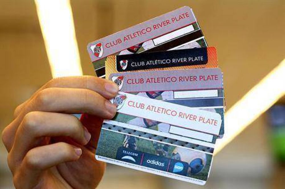 Con el aumento en las populares, �se viene una suba en las cuotas sociales de los clubes?