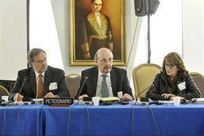 Inspectores de la AFIP visitaron a Magdalena Ruiz Gui�az�