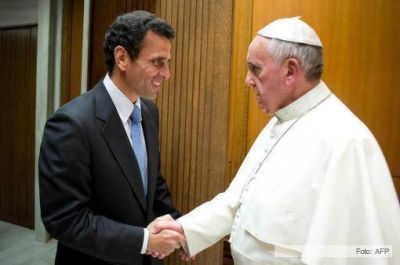 Capriles pidi� al papa que promueva el di�logo entre venezolanos