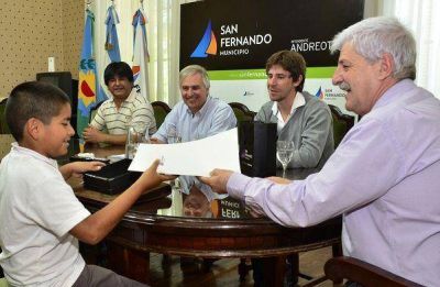 Andreotti: �No hay nada que iguale oportunidades como la educaci�n�