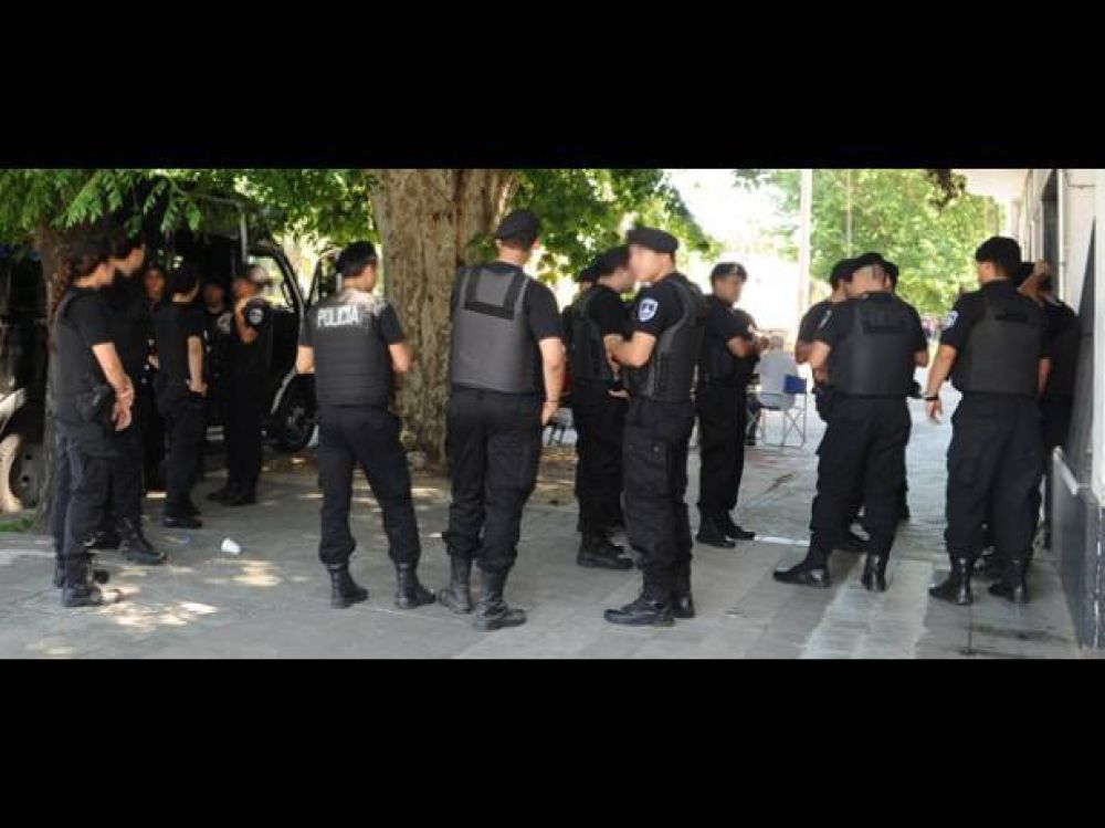 "Hay poca voluntad de la provincia de hacer una reforma policial profunda"