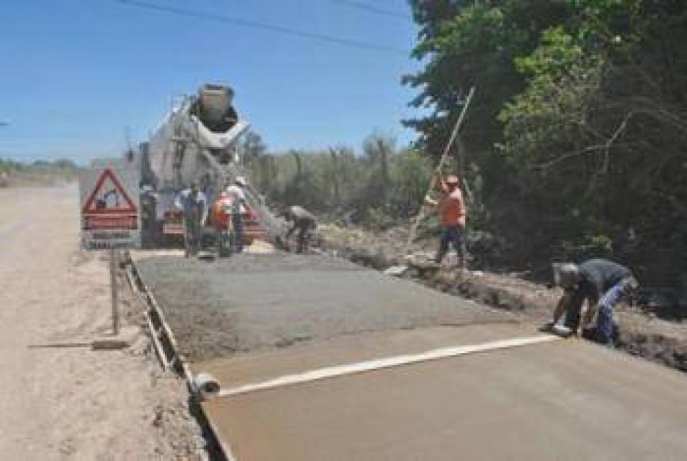 El Programa �Salir del Barro� se extiende por todo el distrito