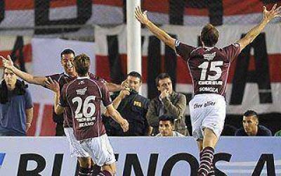 Con un triunfo inobjetable, Lan�s se clasific� semifinalista