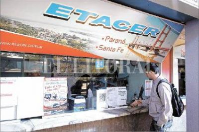 Cruzar el r�o en cole: las empresas buscan ajustarse a la demanda