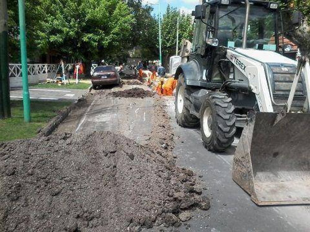 AySA realiza obras para mejorar el servicio de agua potable en Lomas