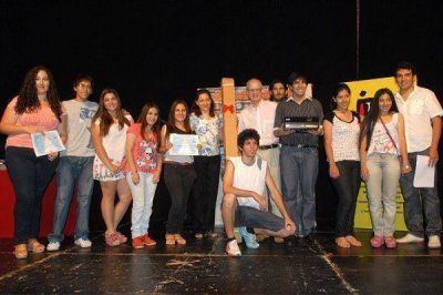 La Fundaci�n Cultural entreg� los premios del Intercolegial de Teatro