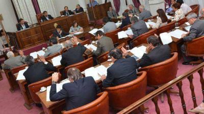Senado dio sanci�n definitiva a la modificaci�n de la Ley Impositiva	 