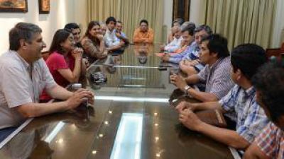 Luc�a recibi� a intendentes y senadores electos