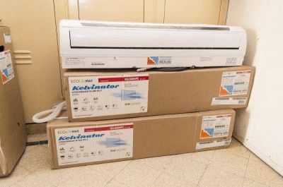 Dos nuevos equipos de aire acondicionado para los quir�fanos del Hospital Pintos