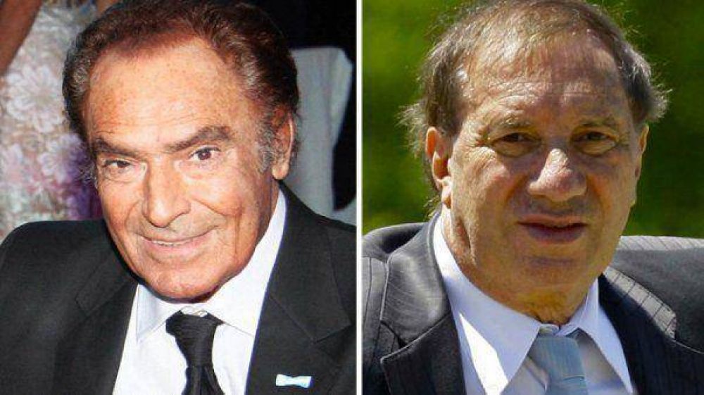 Carlos Bilardo evoc a Juan Carlos Calabr, ciclista del caf "La Pualada"