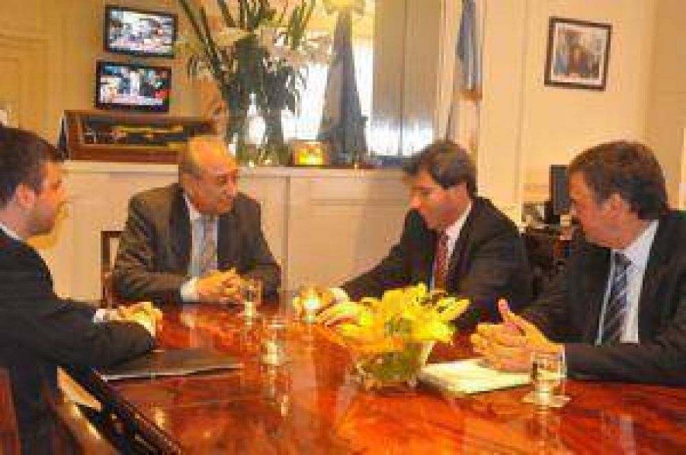 C�maras para patrulleros y m�s armas para la polic�a de San Juan