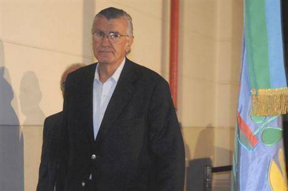 Jos� Luis Gioja permanece en "estado reservado"