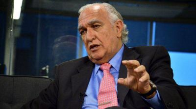 "Los legisladores del kirchnerismo se enteran por los diarios de la salud de la Presidente"