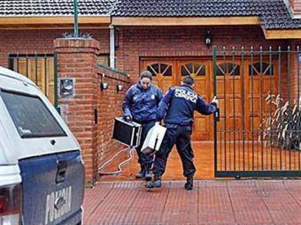 Roban electrodom�sticos, moto y dinero de una casa de Villa Adelina