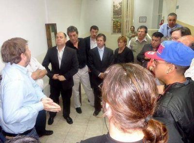 Concejales recibieron a hinchas de Colegiales, pero postergaron el pedido de informes a Jorge Macri