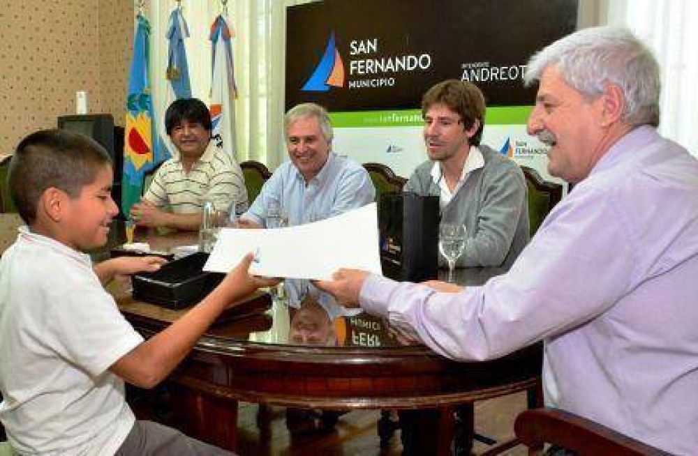 Andreotti: �No hay nada que iguale oportunidades como la educaci�n�