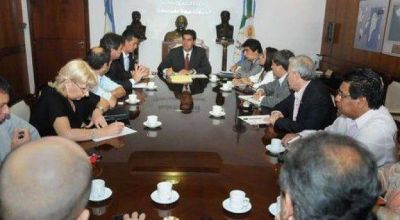 Capitanich y diputados del PJ definieron un paquete de leyes