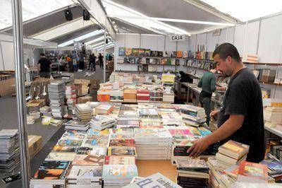 La Feria del Libro abre sus puertas con actividades para todos los gustos