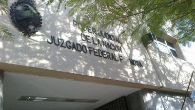 Este viernes declaran los gendarmes formose�os acusados de contrabando de mercader�as y estupefacientes