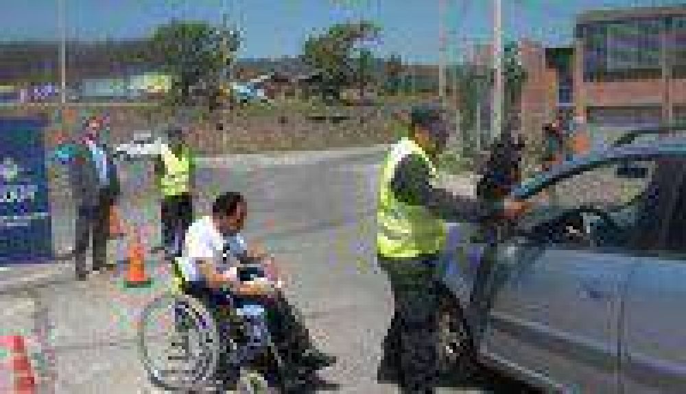 Refuerzan controles vehiculares en rutas de la provincia