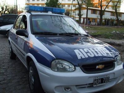 Asaltan a una familia en su vivienda tras amenazarlos con armas de fuego: ocurri� en barrio Colombini