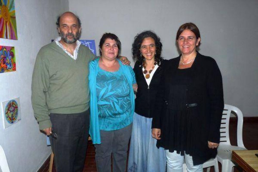 Suteba organiz� jornada sobre pol�tica de medicamentos
