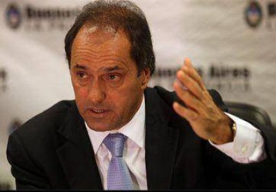 Scioli, furioso con Arl�a y De Luc�a
