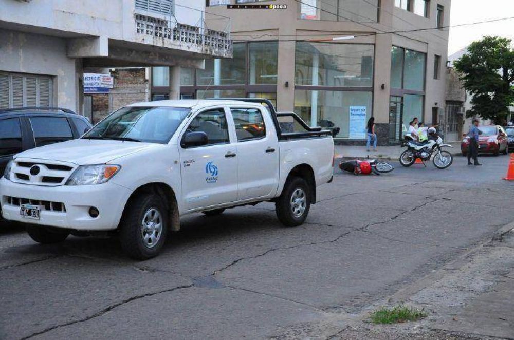 Luego de dos d�as de agon�a, muri� joven que cay� de su moto